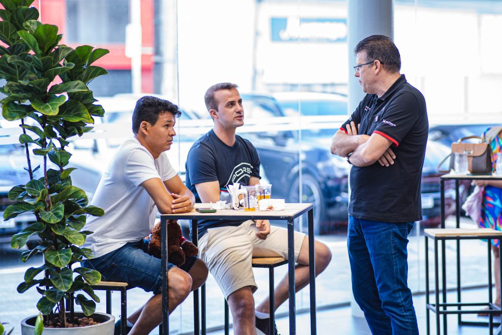 Porsche Center Fortaleza (4)