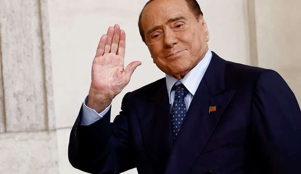 Ex-primeiro ministro italiano Silvio Berlusconi Morre aos 86 anos
