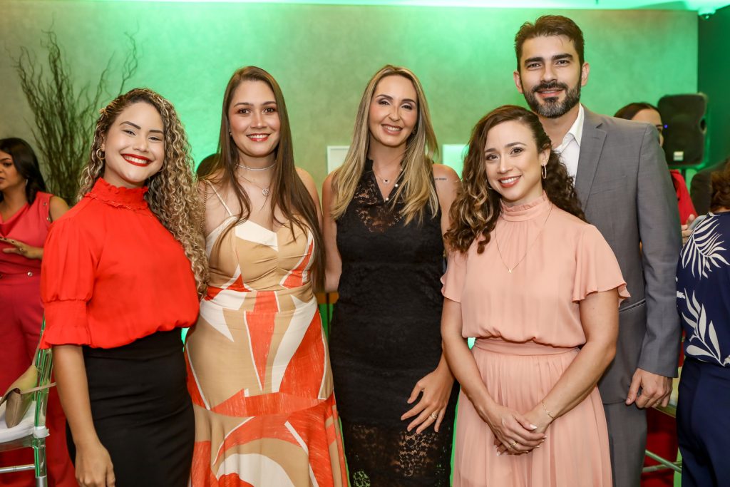 Priscila Sales, Claudia Xavier, Fernanda Colares, Carolina Capistrano E Joao Carlos Pinheiro