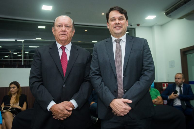 Reconhecimento - Ivens Dias Branco Jr. é agraciado com a Medalha Doutor Periguary de Medeiros
