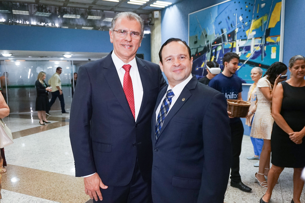 Randal Pompeu E Igor Queiroz Barroso