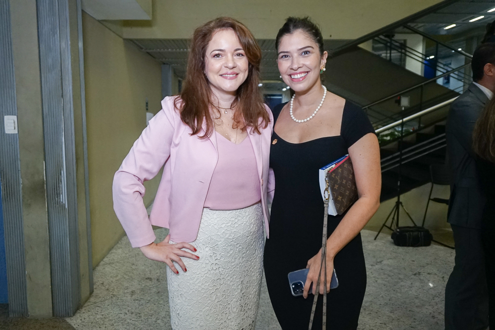 Raquel Bastos E Brena Bonfim
