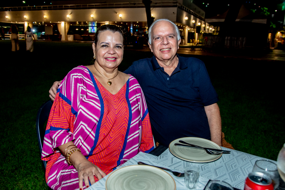 Regina Almeida E Olivio Costa (3)