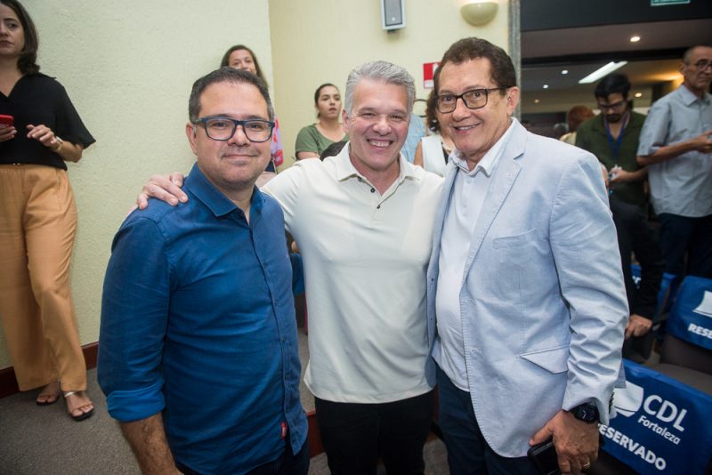 “PERSPECTIVA DA ECONOMIA” - Ciro Gomes profere palestra sobre a economia do Brasil na CDL Fortaleza