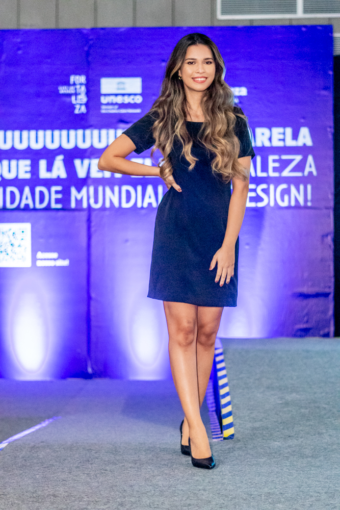 Révila Oliveira (7)