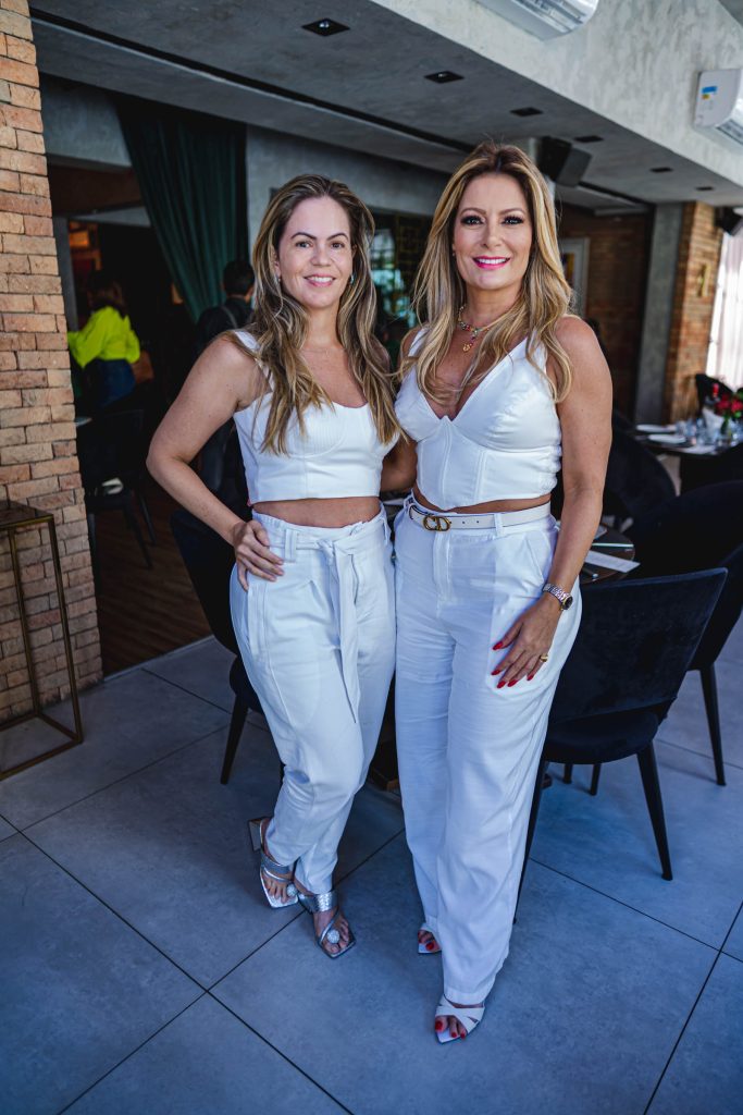 Riana Aguiar E Tatiana Luna (2)