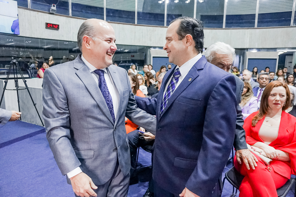 Roberto Claudio E Igor Queiroz Barroso (1)