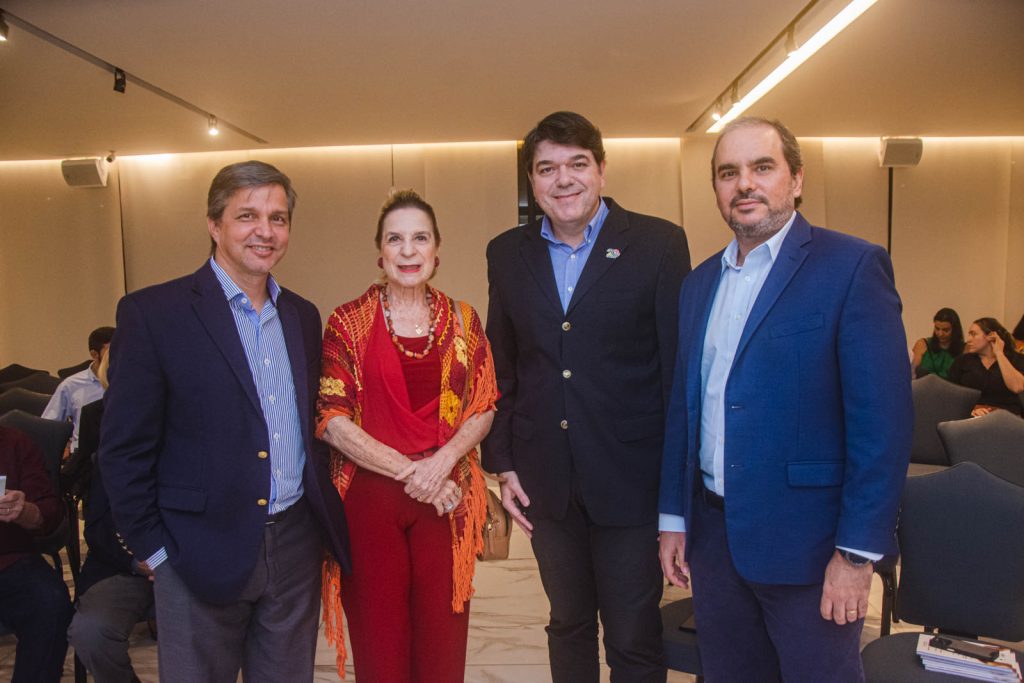 Romulo Soares, Anya Ribeiro, Raul Santos E Eugenio Gadelha