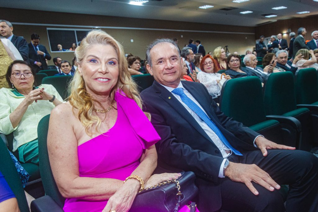 Rosângela De Francesco E Washington Araujo