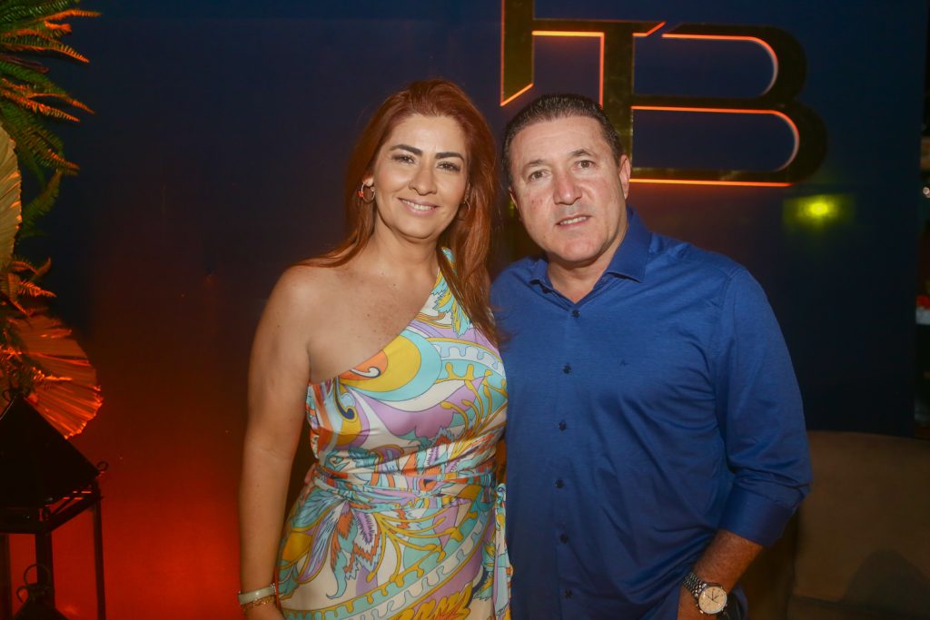 Tais E Regis Matias (2)