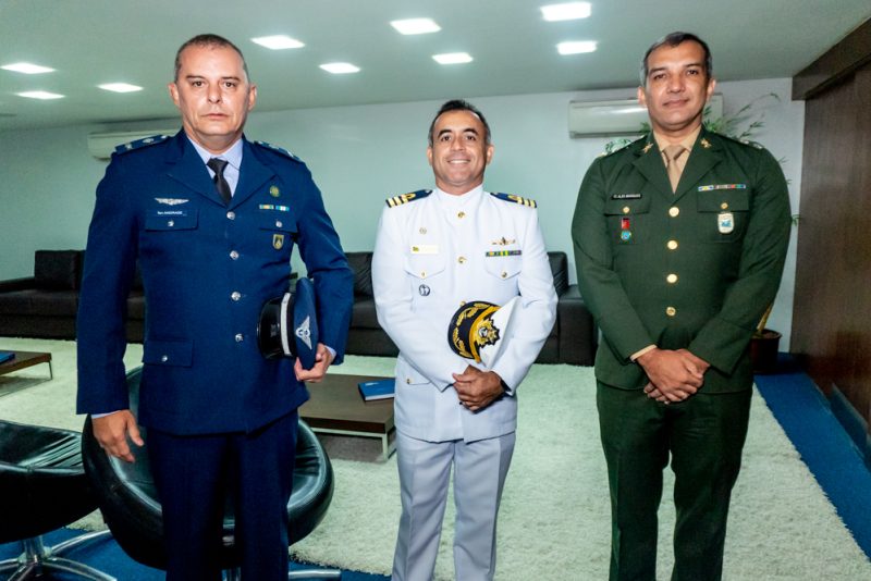 sessão solene - Dia da Marinha do Brasil é celebrado em solenidade na Alece