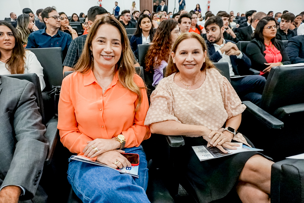 Tereza Mesquita E Betânia Sousa