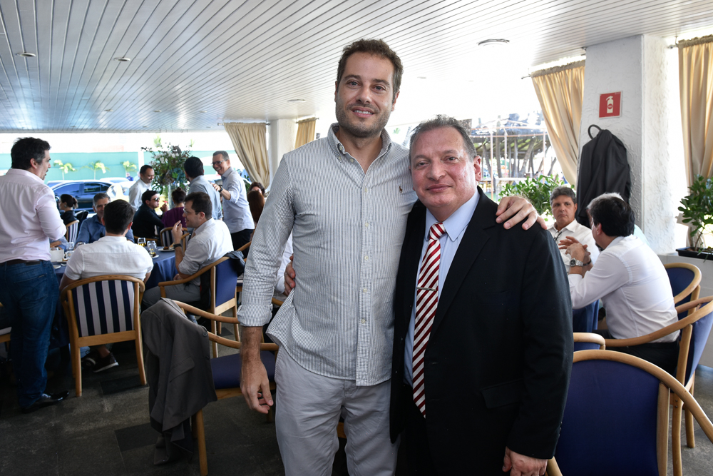 Thiago Pita E Durval Vasconcelos