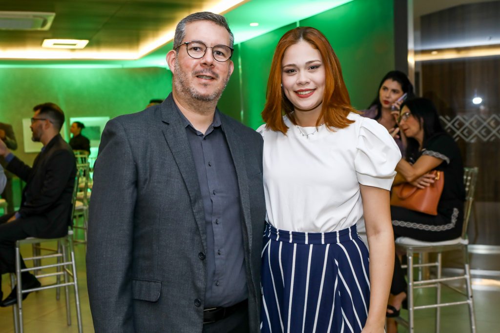 Vicente Araujo E Beatriz Melo