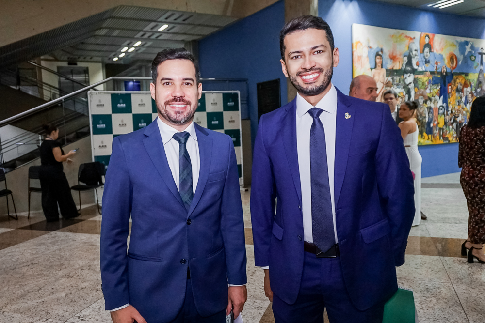 Victor Matos E Renan Santos