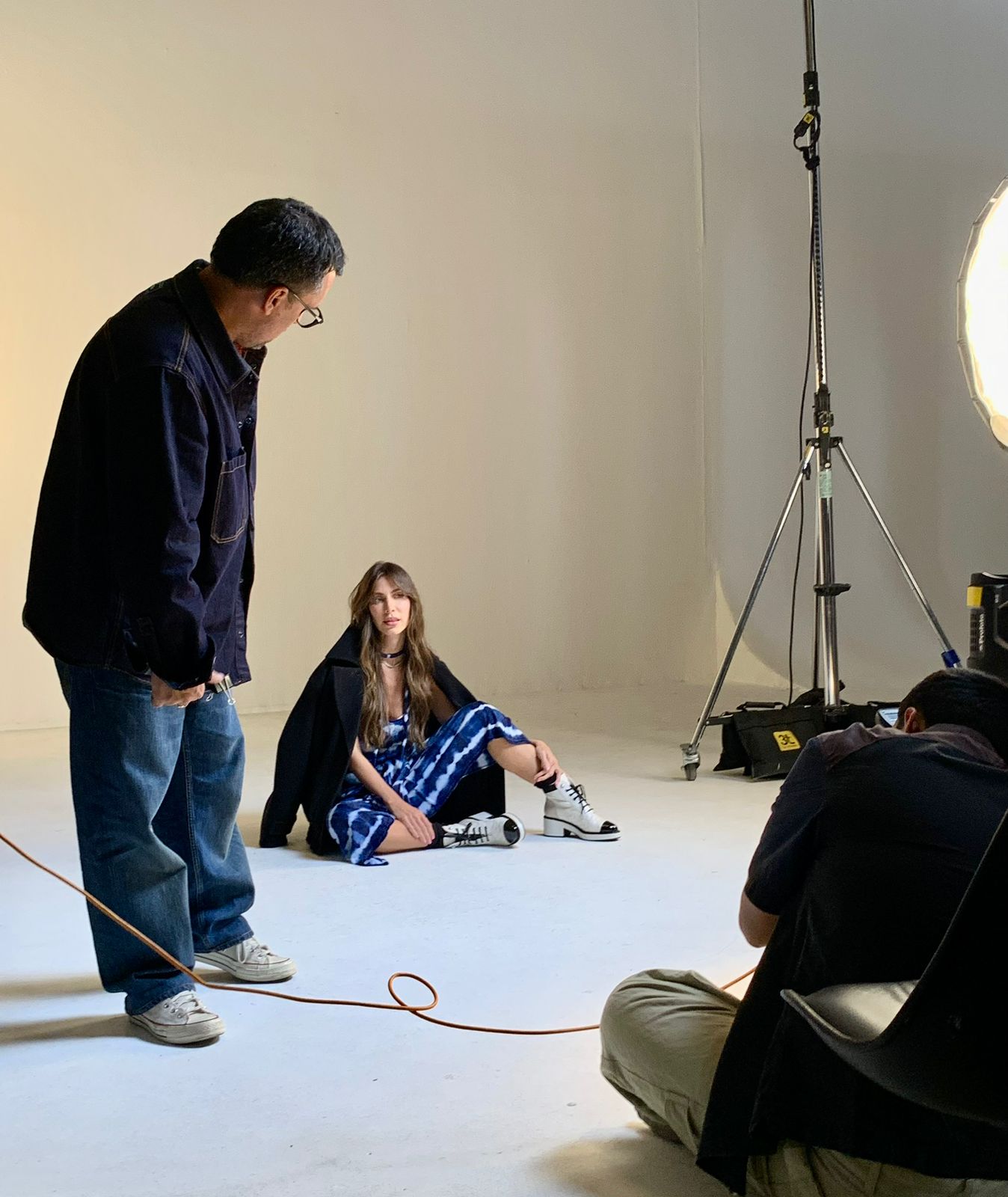 Nati Vozza reúne nomes de peso da moda para campanha de Verão’24 da NV