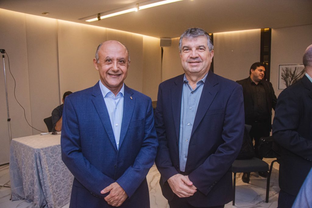 Yunare Marinho Targino E Sidney Leite