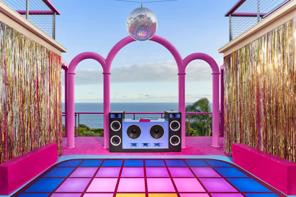 03 Kens Dreamhouse Airbnb Disco Roller Rink Credit Joyce Lee