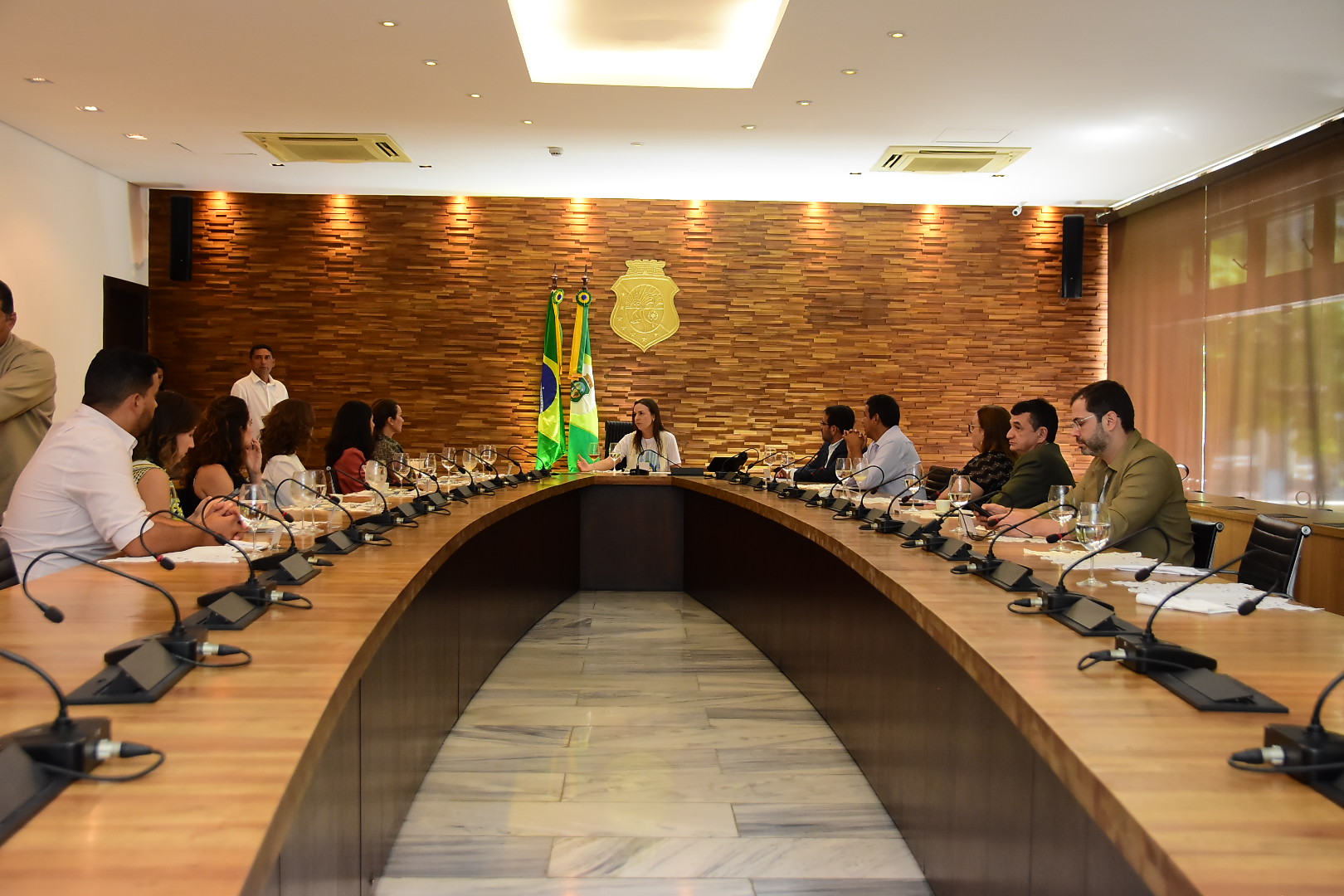 Primeira-dama Lia de Freitas se reúne com equipe do movimento Pacto Contra a Fome