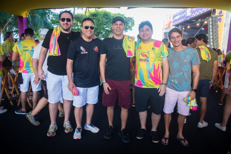 SIRIGUELLA COM FEIJÃO - Feijoada do Siriguella incendeia o Marina Park no sábado do Fortal 2023