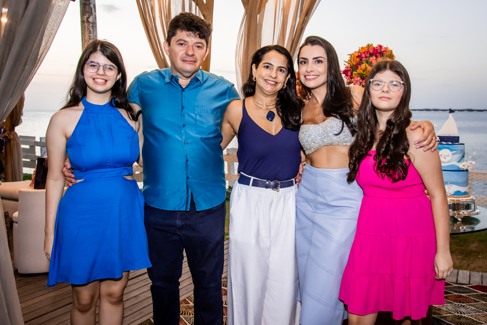 Ana Beatriz, José Josias, Laura Mecedo, Carol Ragazzi E Sofia Macedo