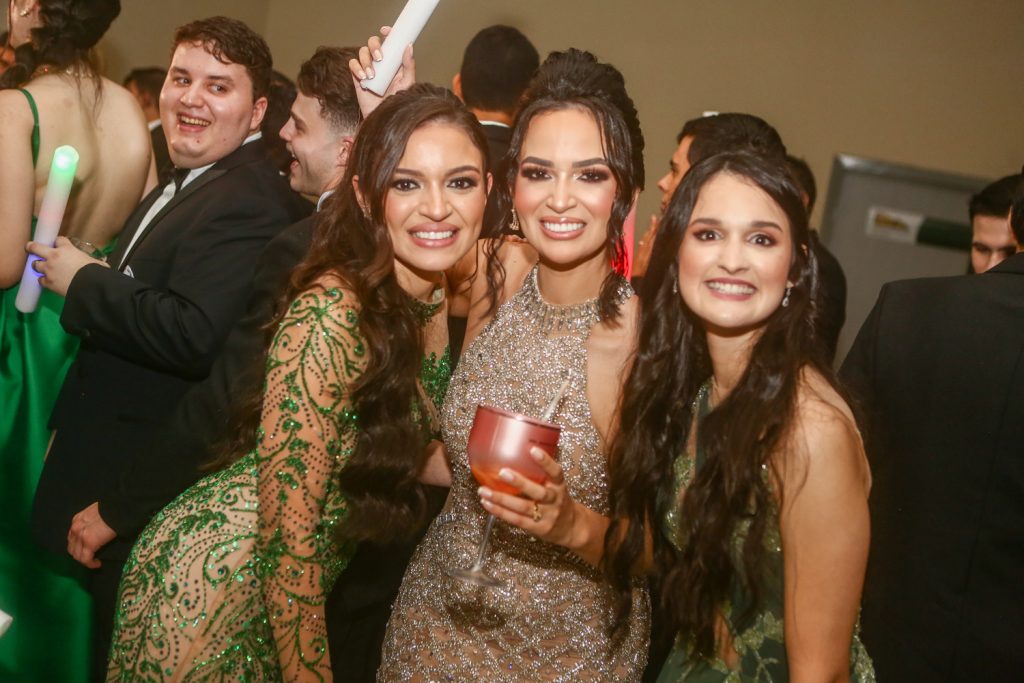 Ana Beatriz Vasconcelos, Marcela Barbosa E Beatriz Camuça