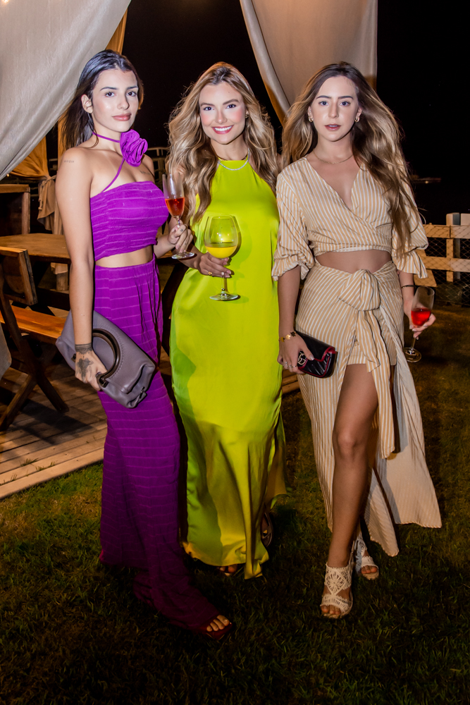 Ana Vitoria Marques, Amália Correa E Clarisa Rebonatto (3)