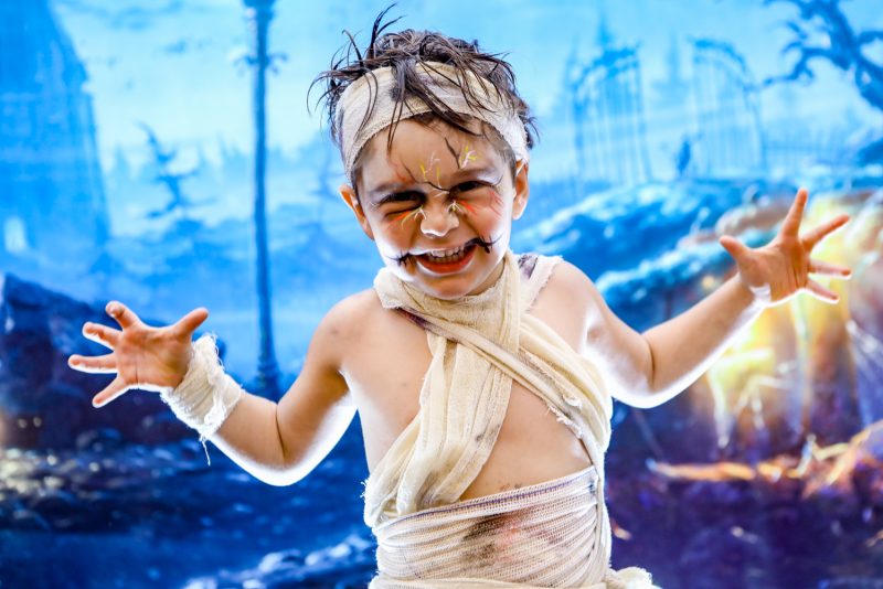 4 aninhos - Brincadeiras e muita diversão dão a tônica da sessão parabéns do pequeno Artur Da Fonte