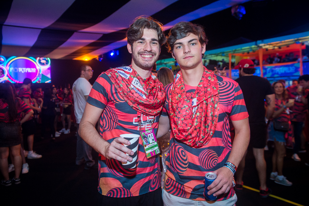 Artur Magalhães E Rodrigo Martines