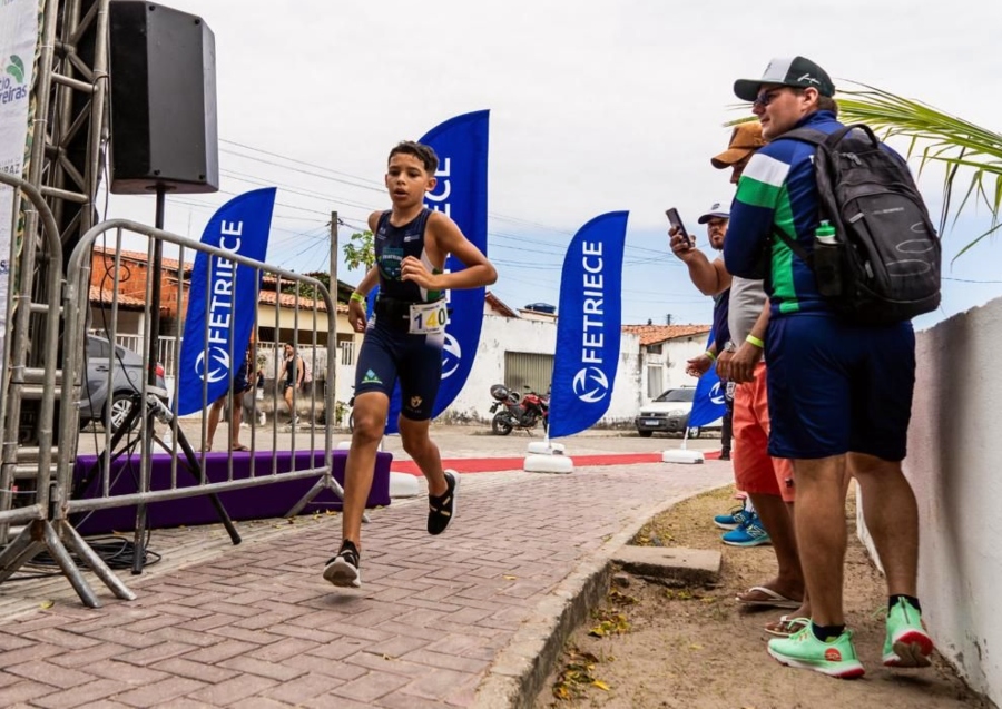 Aracati: dois triatletas mirins vencedores no Campenato Cearense de Triathlon