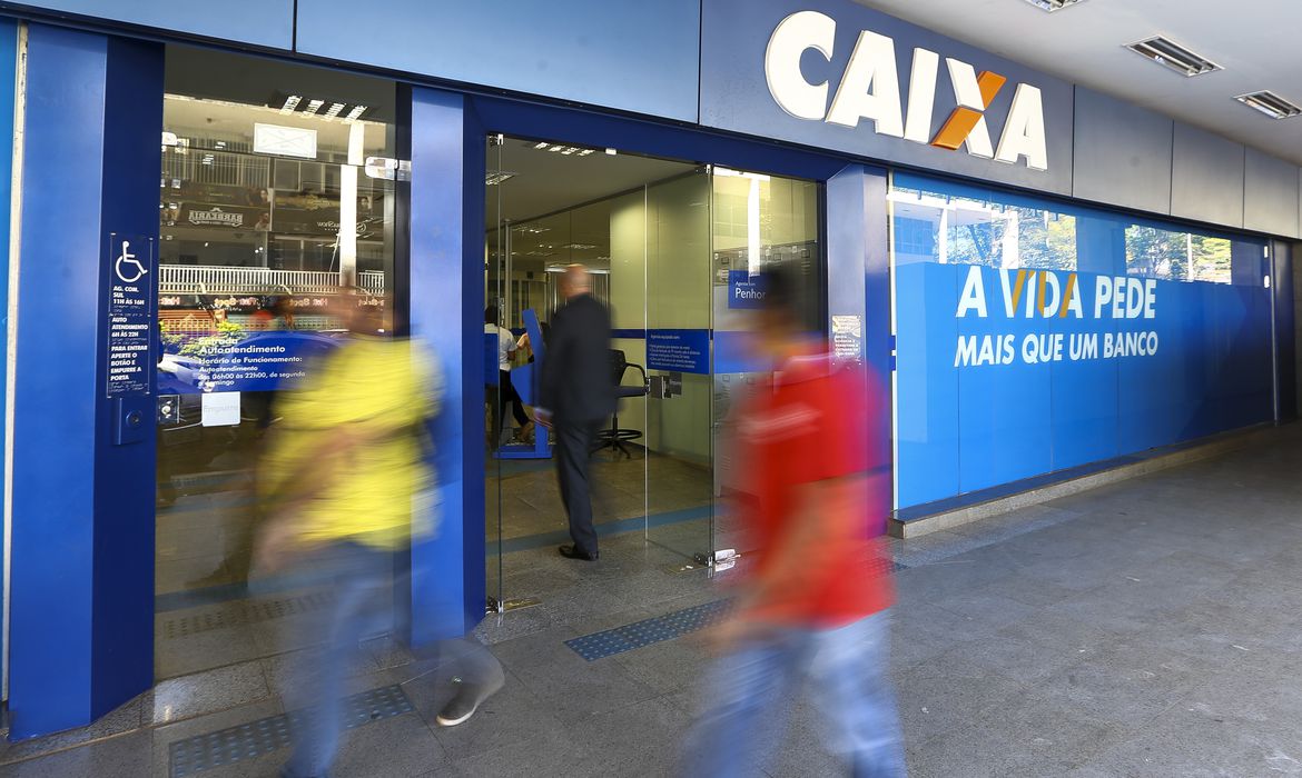 Caixa negocia R$ 4 bilhões pelo Desenrola Brasil