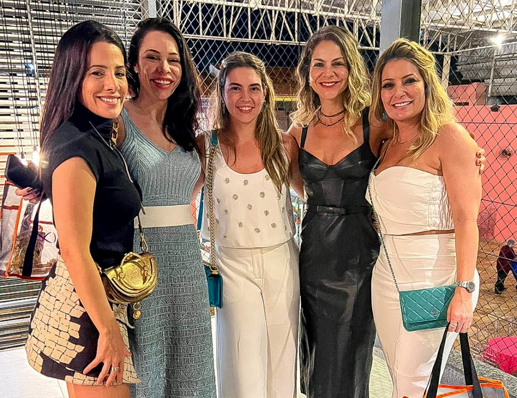 Carla Brasil, Lorena Gondim, Juliana Aires, Cecilia Da Fonte E Tatiana Luna