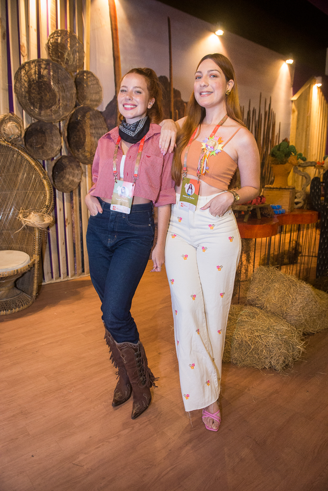 Carolina D'avila E Debora Rolim (4)