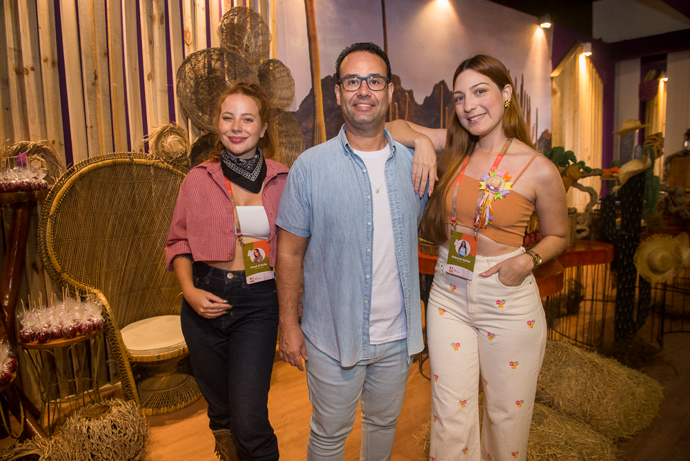 Carolina D'avila, Raphael Joca E Debora Rolim (1)