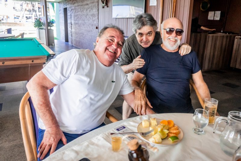 Parada obrigatória - Sal, sol e muita gente bacana dão a tônica do weekend no Iate Clube de Fortaleza