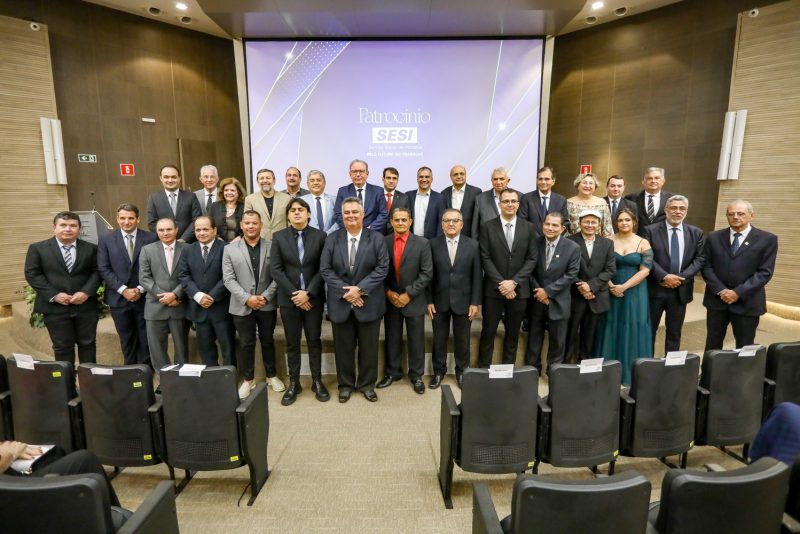 Nova gestão - SIMEC-CE realiza solenidade de posse da nova Diretoria Executiva para o quadriênio 2023-2027