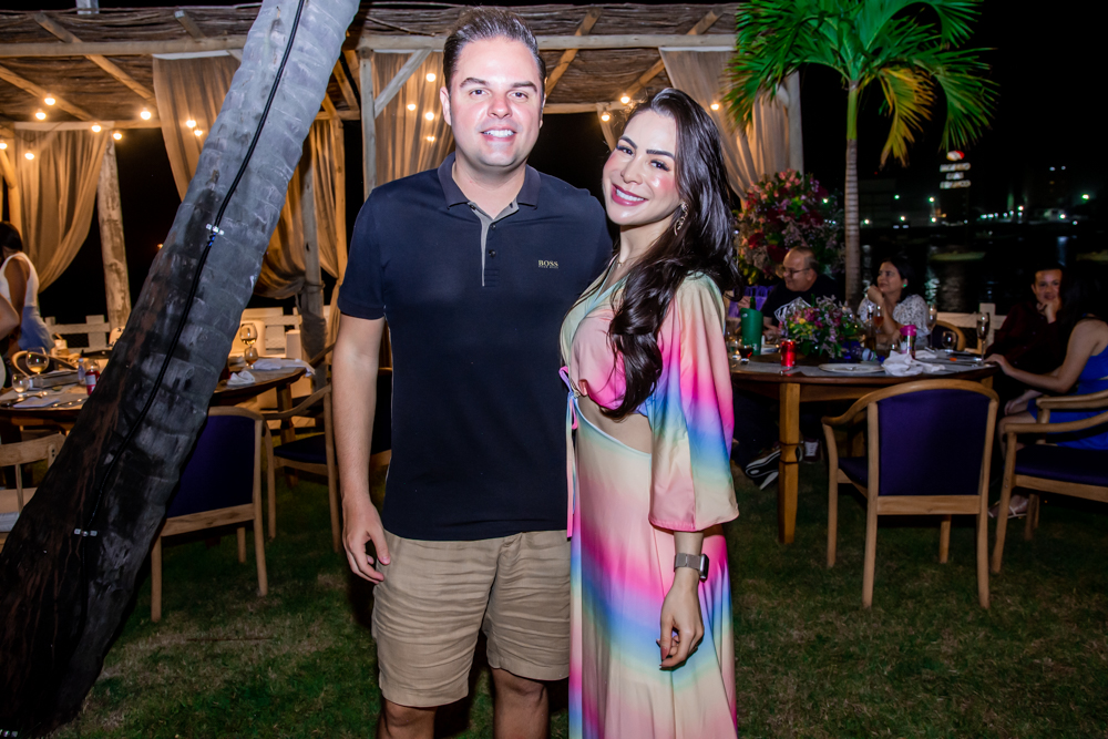 Edson Portela E Thabata Pessoa