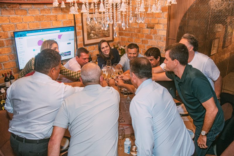 Wine Dinner - Brava Wine e Interfood reúnem convidados para uma incrível experiência Bordeaux