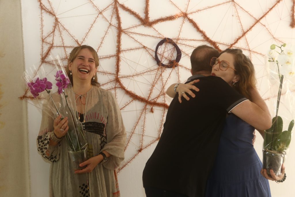 Exposiçã Oque Nos Ilumina (18)