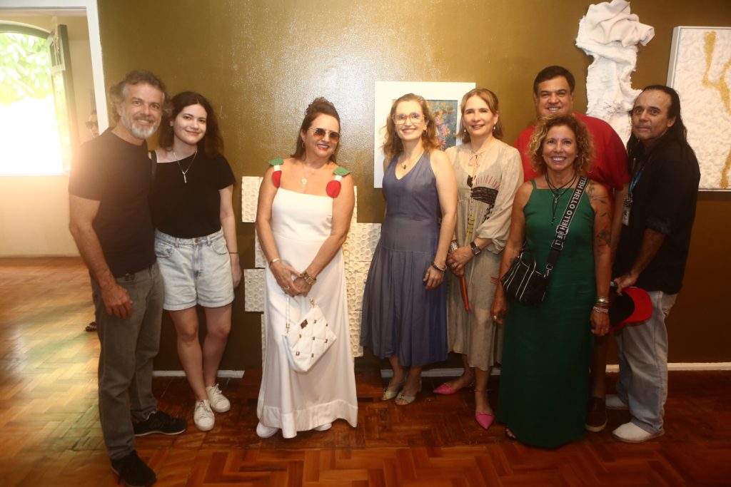 Exposiçã Oque Nos Ilumina (29)
