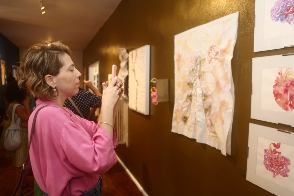 Exposiçã Oque Nos Ilumina (55)