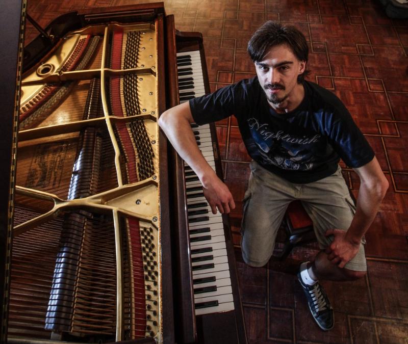 Fortaleza recebe show com clássicos do Rock executados ao piano