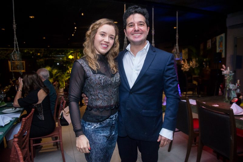 France Je T'aime - Pipo Restaurante une gastronomia e música à la française em noite especial