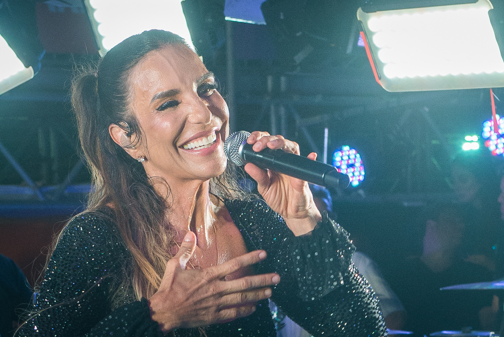 Ivete Sangalo (61)