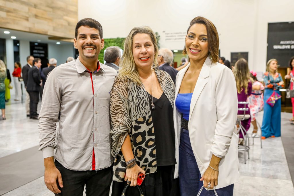 Jordan Vall, Luciana Franco E Silvania Bezerra