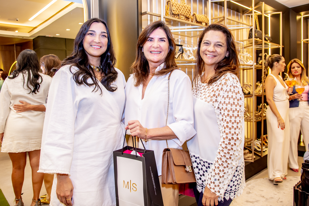 Larissa Mascarenhas, Dominique Gomes E Aliete Mascarenhas (1)