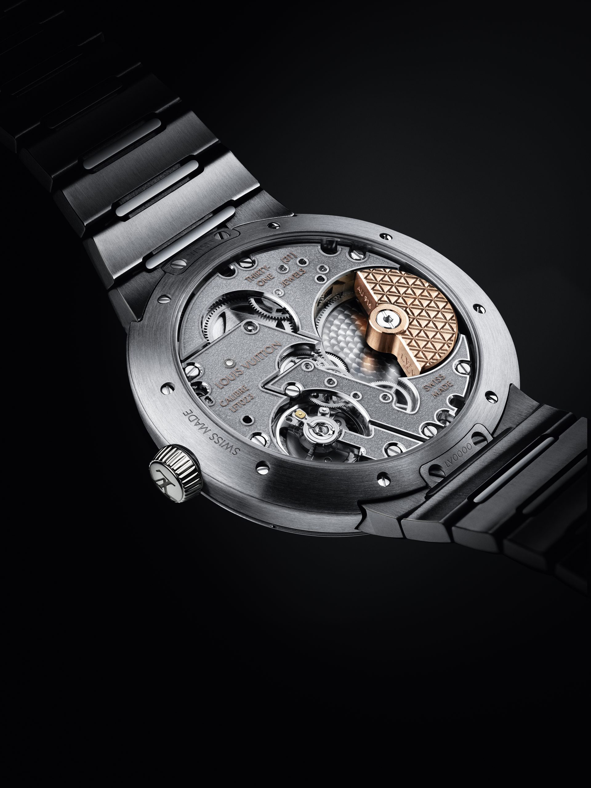 Louis Vuitton apresenta novo relógio Tambour
