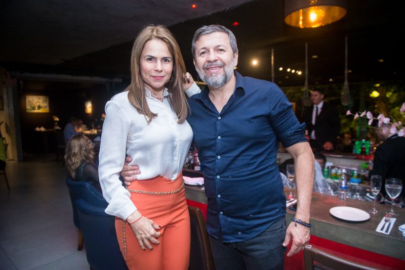 France Je T'aime - Pipo Restaurante une gastronomia e música à la française em noite especial