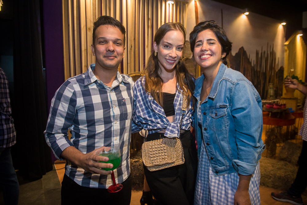 Marcelo Silva, Giovana Bezerra E Lara Rovere (4)