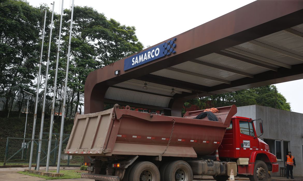 Mineradora Samarco entrega plano de recuperação judicial